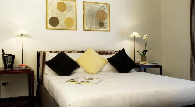 Margutta Mews, Prenota Hotel Spagna Roma