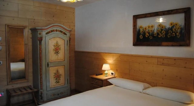 Baita Goles, Rezervasyon Otel Sùtrio Carnia