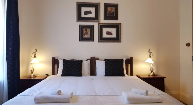 Adelaide Accommodation, Book Hotel Glenelg 