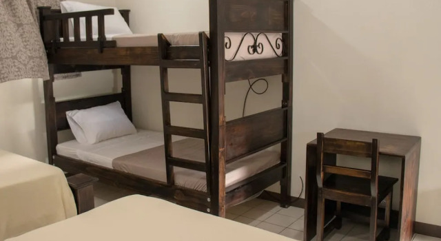 Hotel Don Fito, Rezervovat Hotel Hotely v Puntarenas s parkováním, Parkování