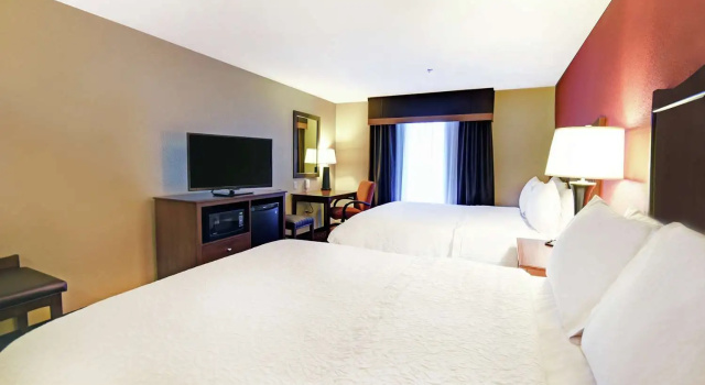 Номер Standard Hampton Inn & Suites Milwaukee/Franklin