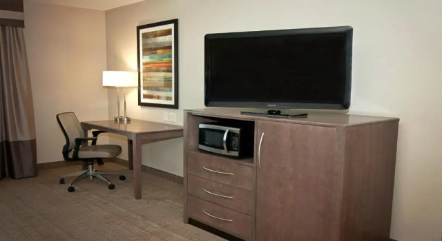 Run of House Holiday Inn Express Hotel & Suites Wichita Northeast by IHG
