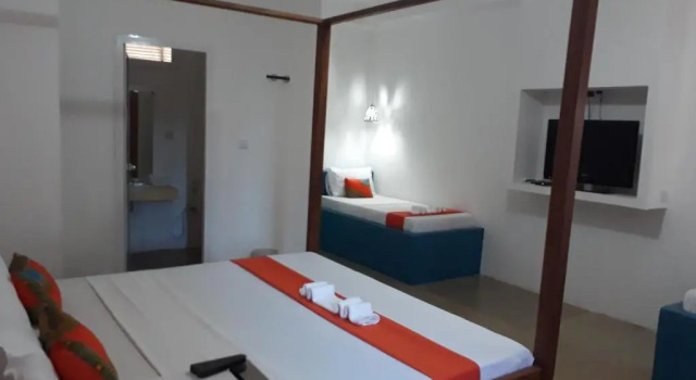 Четырёхместный номер Deluxe 27 Cafe Zanzibar Airport Hotel