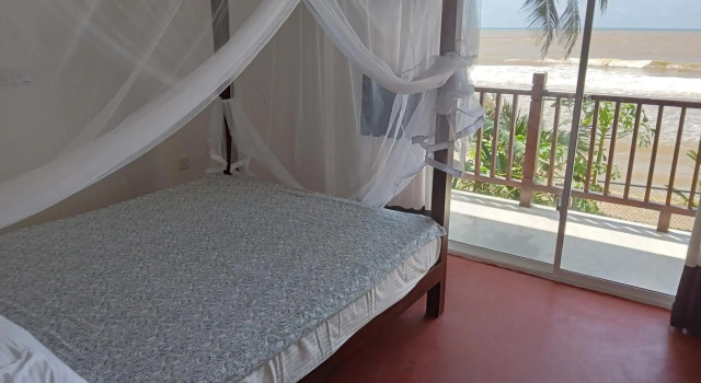 Himana Beach Rest