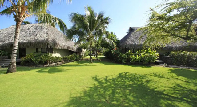 Двухместное бунгало Private Pool Garden Hilton Moorea Lagoon Resort & Spa
