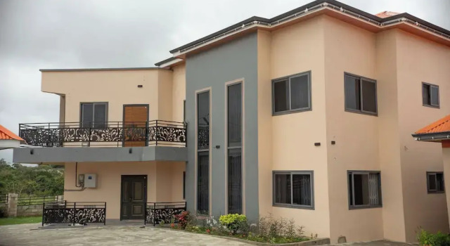 BethelAirBnB, Book Apartment Hotels in Central region with Parking, Parking
