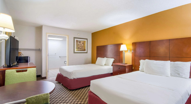 Четырёхместный номер Standard Americas Best Value Inn Wadesboro