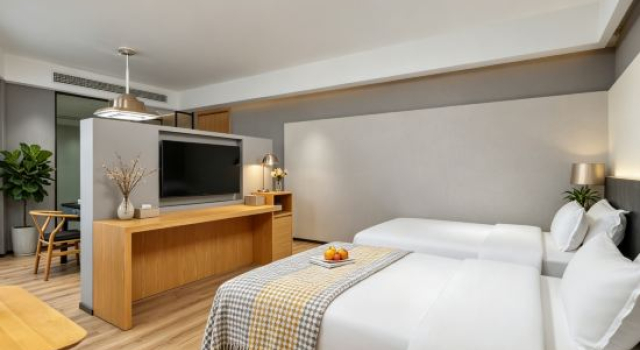 Люкс Deluxe Nanchang Xiangtuyue Hotel (Tengwang Pavilion, Yangming Park Metro Station)