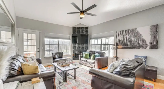 Апартаменты Marina Views & Cozy Sunroom: Condo in Branson!