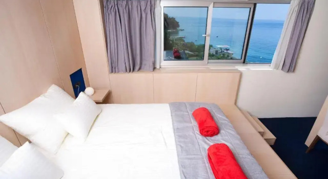 Standardní Dvoulůžkový s manželskou postelí pokoj a výhledem na moře Hotel Split