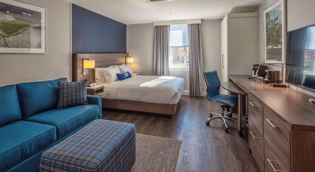 Двухместный номер Standard Scholar State College, Tapestry Collection by Hilton