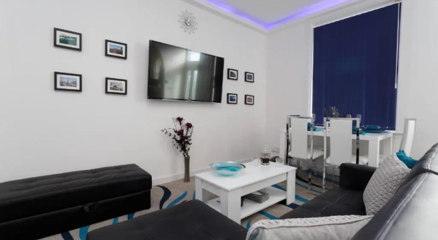 Апартаменты Deluxe Clifton Bespoke Serviced Apartments