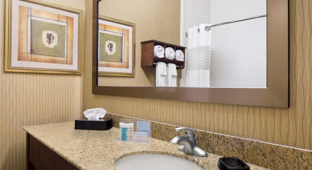 Standard Zimmer Hampton Inn Findlay