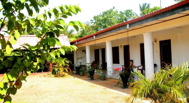 Sigiriya Kings Park Resort and Spa, Забронировать Курортный отель Курортные отели Сигирия, рядом с Плато Сигирия, Курортный отель