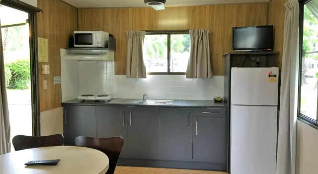 Коттедж Standard Mission Beach Hideaway Holiday Village