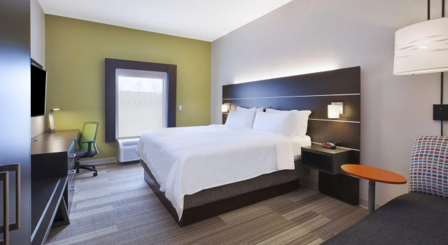Двухместный номер Standard Holiday Inn Express Tiffin by IHG