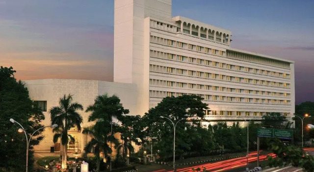Кровать в общем номере Welcomhotel by ITC Hotels, Cathedral Road, Chennai