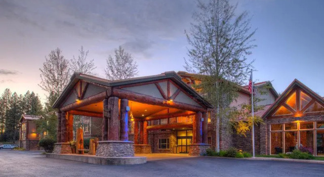 Номер Executive The Evergreen Hotel