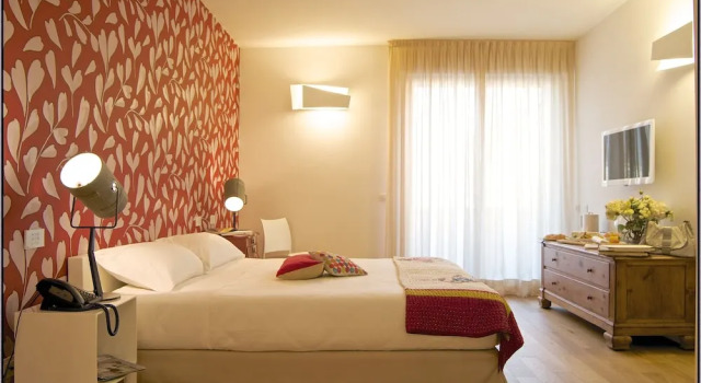 Четырёхместный номер Standard с балконом Spluga Sosta & Hotel