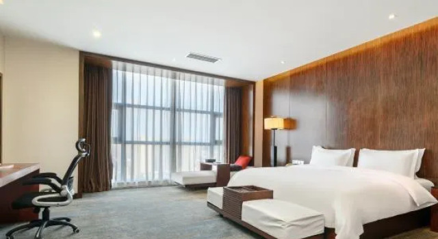 Люкс Executive Shehong Kuangyi Hotel (Yongyi Square)