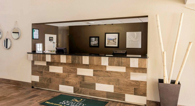 Best Western Eastern Shore Inn, Book Hotel Hoteller i Exmore med parkering, Parkering