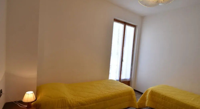 Коттедж с балконом Spacious Retreat in Cannero