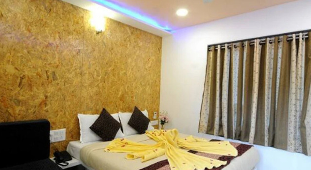 Skyee Residency Chandigarh by Goroomgo, Prenota Hotel Chandīgarh Chandigarh Region