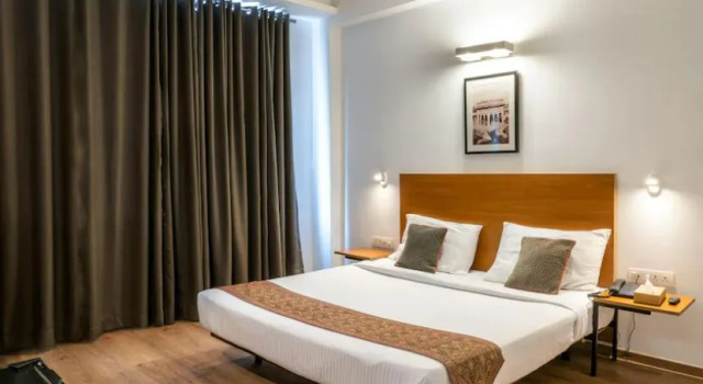 Enn Kay Residency Sector 15, Varaa Hotelli Gurgaon 