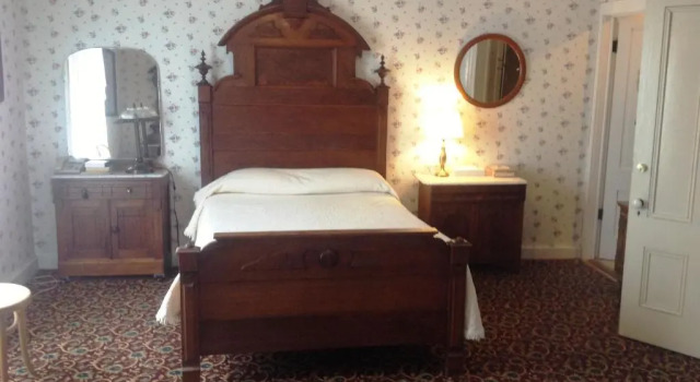 Люкс Bridgeport Inn