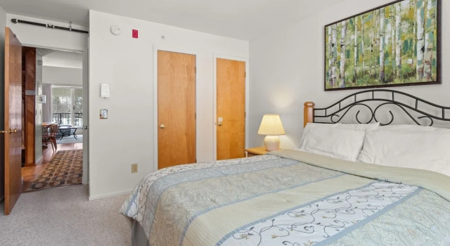 19 Mountainside 2 Bedroom Condo by RedAwning, Забронировать Отель Мэд-Ривер-Вэлли США