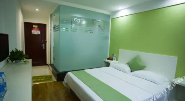Yijia Hotel, Prenota Hotel Hotel a Sichuan con parcheggio, Parcheggio