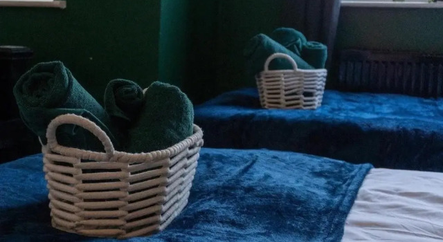 Коттедж 2-bed - Sleeps 4 - Pet Friendly & Free Parking