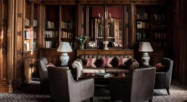 Nutfield Priory Hotel & Spa, Забронировать Курортный отель Редхилл Суррей