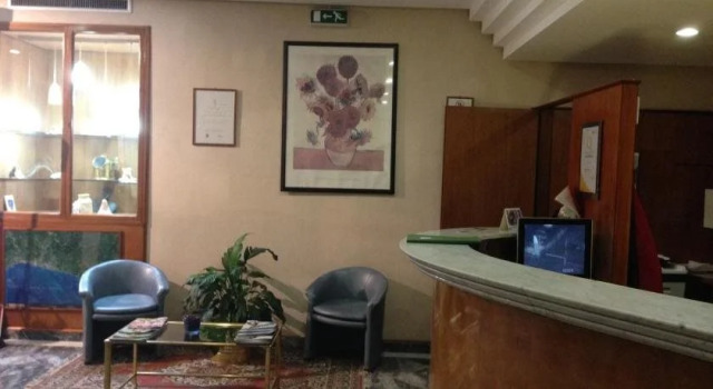 Hotel Sirenella, Забронировать Отель Отели Генуи с парковкой, Парковка