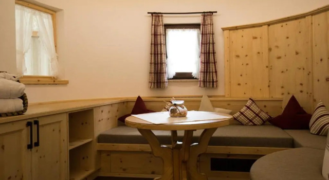Landhaus Schnöller, Rezervovat Rekreační dům Hotely v Tyrolsko s parkováním, Parkování