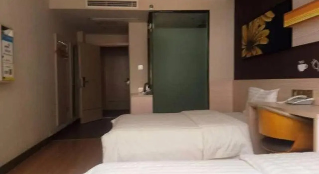 7Days Inn Yueyang Pingjiang Tianyue Road Pedestrian Street
