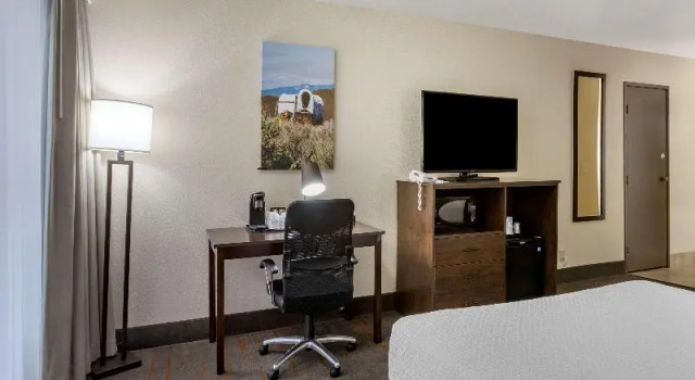 Люкс Best Western Sunridge Inn & Conference Center
