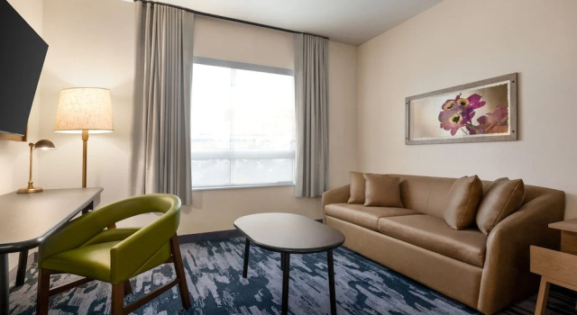 Люкс Fairfield Inn & Suites by Marriott Bonita Springs