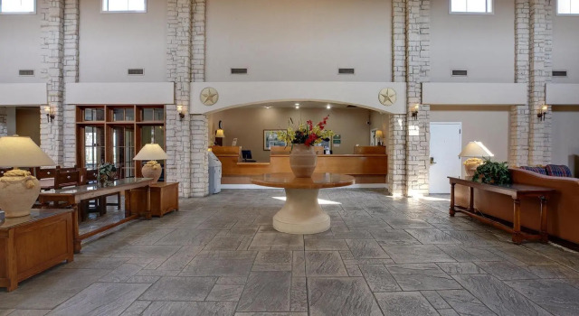 Amerihome Inn & Suites Houston Airport North