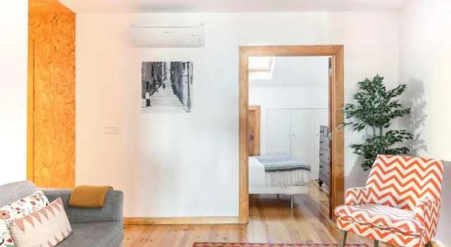 Breathtaking River-City View Two Private Terraces 3 Bedrooms and 3 Bathrooms 17th Century Building Central Bica Chiado District