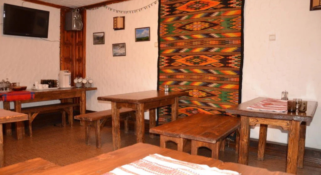 Fayniy Motel, Rezervovat Motel Tatariv 