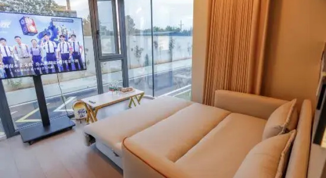 Капсула с балконом Star Cabin Flight Camp Resort Hotel