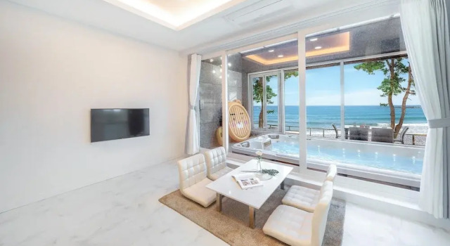 Pohang Playbeach Poolvilla, Забронировать Отель Отели провинции Кёнсан-Пукто 3 звезды, 3*