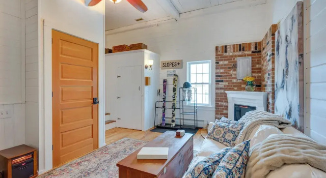 Апартаменты 1 Mi to Cranmore Mountain: Charming Conway Apt!