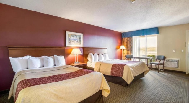 Red Roof Inn Vincennes, Prenota Hotel Hotel a Indiana con parcheggio, Parcheggio