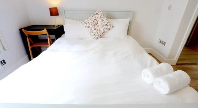 Birmingham Postbox Premier Home Stay, Забронировать Отель Отели Бирмингема с парковкой, рядом с Океанариум «Национальный центр морской жизни», Парковка