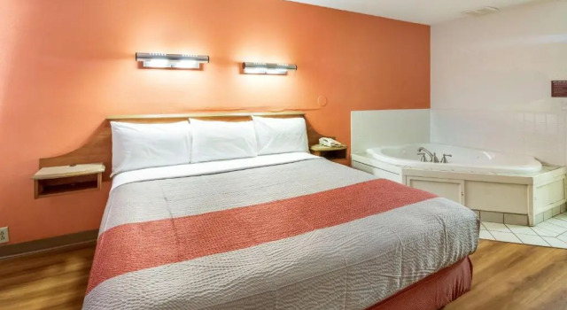 Номер Standard Motel 6-Dayton, OH - Englewood