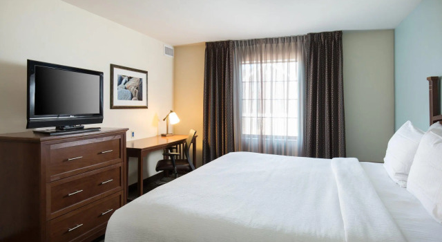 Люкс c 1 комнатой Staybridge Suites Toledo/Maumee by IHG