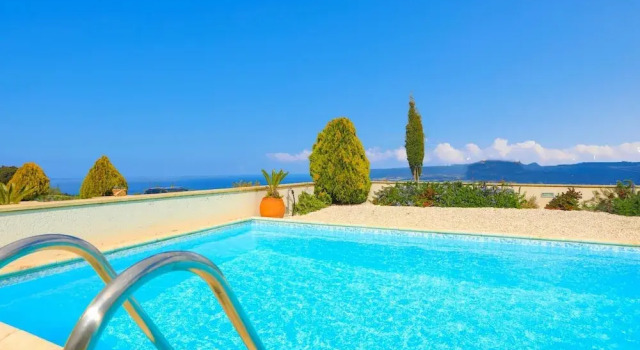 Villa Styliani in Fasli, Book Villa Droushia Pafos