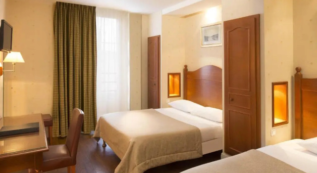 Трёхместный номер Standard Central Hotel Paris